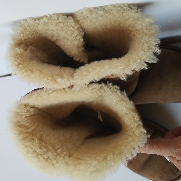 COPY - Uggs tall tan boots - Picture 8 of 11